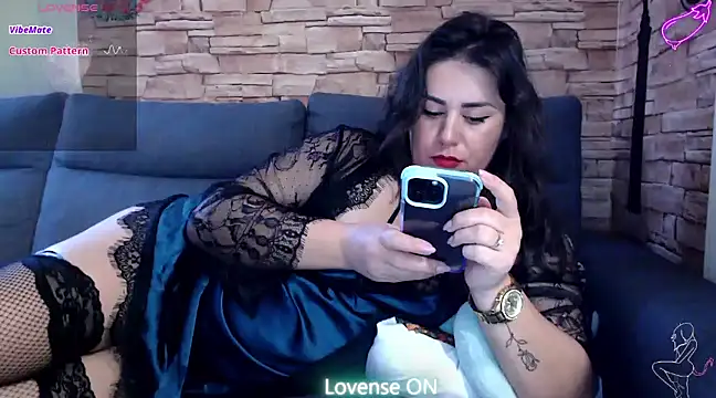 Snapshot of InfinityLotus chatting on January 27, 2025, 11:11 am InfinityLotus online show from January 27, 2025, 11:11 am