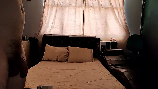 Alaia sam online show from February 21, 2026, 3:47 pm