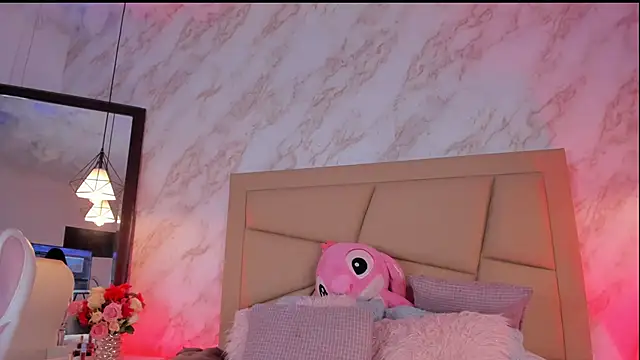 Snapshot of _Hollywood_1 chatting on February 26, 2026, 4:56 am Hollywood 1 online show from February 26, 2026, 4:56 am