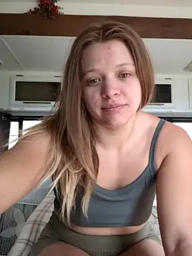 curvycakecutie online show from March 19, 2026, 7:25 pm