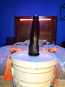 Snapshot of Ricorry@xh chatting on November 22, 2025, 6:23 am Ricorryxh online show from November 22, 2025, 6:23 am