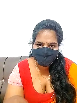 Snapshot of melina214 chatting on February 20, 2026, 6:59 am melina214 online show from February 20, 2026, 6:59 am