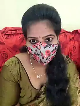 melina214 online show from April 13, 2026, 2:37 am