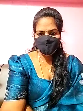 Snapshot of melina214 chatting on October 20, 2025, 2:46 am melina214 online show from October 20, 2025, 2:46 am