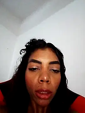 Snapshot of ElisaBoyer chatting on June 24, 2026, 12:59 pm ElisaBoyer online show from June 24, 2026, 12:59 pm
