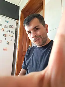 hornny1995 online show from October 29, 2025, 1:32 pm