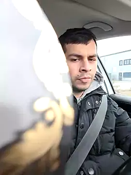 hornny1995 online show from February 6, 2025, 10:04 am