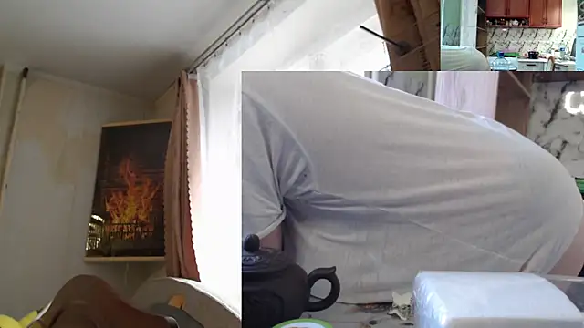 Snapshot of Sakura_Green chatting on November 19, 2025, 11:10 am Sakura Green online show from November 19, 2025, 11:10 am