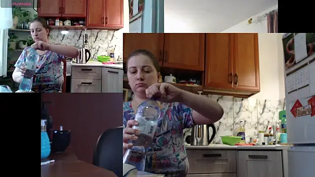 Snapshot of Sakura_Green chatting on December 18, 2025, 9:36 am Sakura Green online show from December 18, 2025, 9:36 am