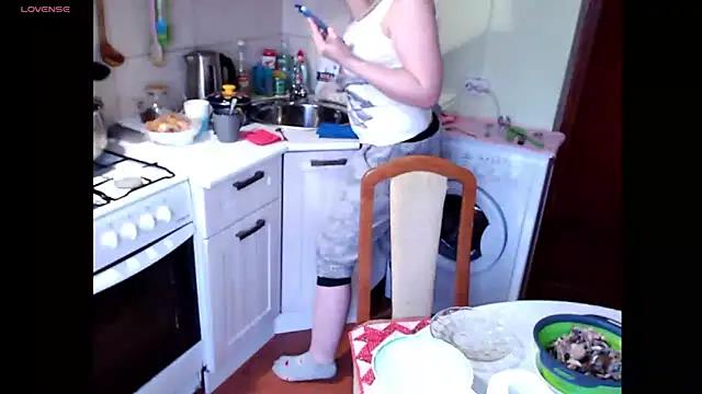 Snapshot of Sakura_Green chatting on March 19, 2025, 2:24 pm Sakura Green online show from March 19, 2025, 2:24 pm