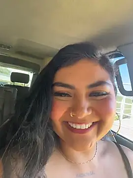 Juli Walker online show from May 1, 2026, 2:33 pm