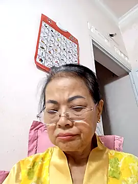 Hotestlove online show from October 23, 2025, 1:21 pm