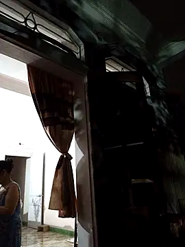 Hotestlove online show from April 5, 2026, 2:35 pm