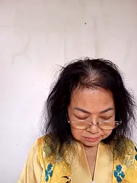 Hotestlove online show from November 26, 2025, 1:27 am