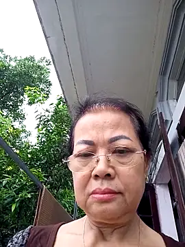 Hotestlove online show from November 10, 2025, 12:15 am