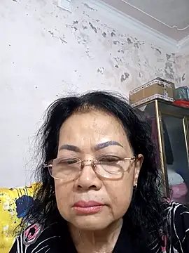 Hotestlove online show from December 2, 2025, 10:55 pm