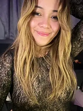 Snapshot of MerlyG chatting on February 3, 2026, 6:40 am MerlyG online show from February 3, 2026, 6:40 am