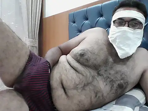 hornyboyslut1986 online show from October 18, 2025, 7:54 am