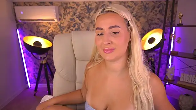 LiaBrazzerr online show from July 22, 2026, 3:36 pm