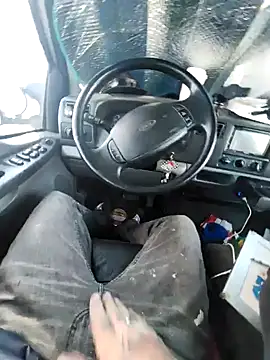 Snapshot of Crackkers chatting on January 6, 2025, 5:27 pm Crackkers online show from January 6, 2025, 5:27 pm