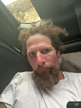 Crackkers online show from July 29, 2026, 1:54 pm