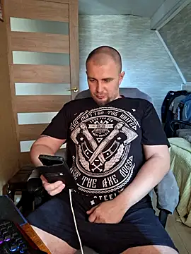 Foxyshaved online show from March 20, 2026, 10:05 am