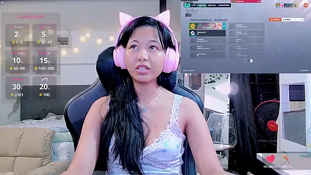 Snapshot of Kana_G chatting on February 18, 2025, 10:27 am Kana G online show from February 18, 2025, 10:27 am