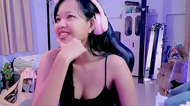 Snapshot of Kana_G chatting on March 20, 2025, 2:53 pm Kana G online show from March 20, 2025, 2:53 pm
