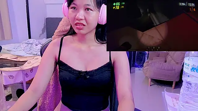 Snapshot of Kana_G chatting on March 10, 2025, 8:34 pm Kana G online show from March 10, 2025, 8:34 pm