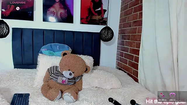 Snapshot of kyliejenner_hot chatting on February 27, 2026, 8:03 am kyliejenner hot online show from February 27, 2026, 8:03 am