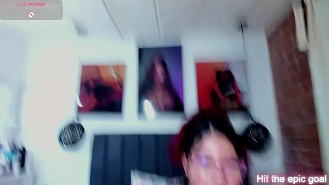 Snapshot of kyliejenner_hot chatting on December 20, 2025, 3:09 am kyliejenner hot online show from December 20, 2025, 3:09 am