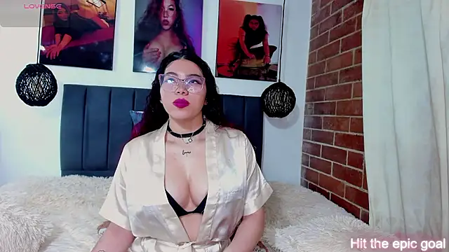 Snapshot of kyliejenner_hot chatting on February 10, 2026, 3:16 am kyliejenner hot online show from February 10, 2026, 3:16 am