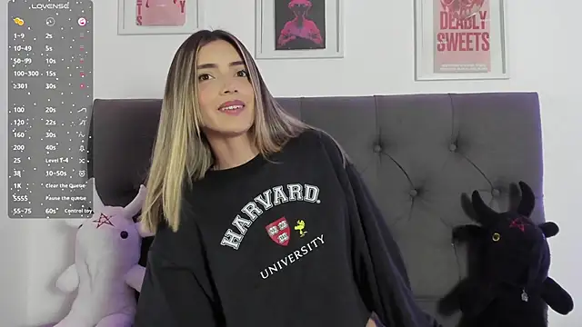 IsadoraGalle  online show from February 20, 2026, 11:28 pm