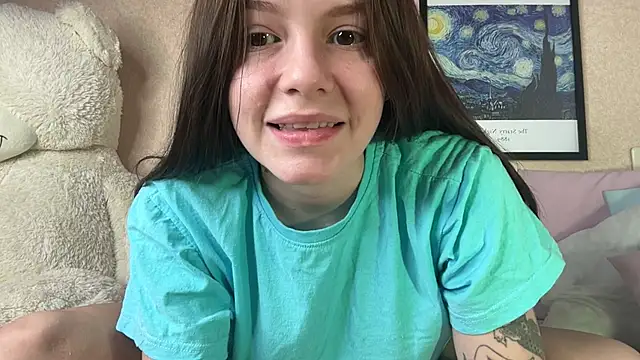 Snapshot of mia___mi chatting on January 29, 2025, 10:37 am mia mi online show from January 29, 2025, 10:37 am