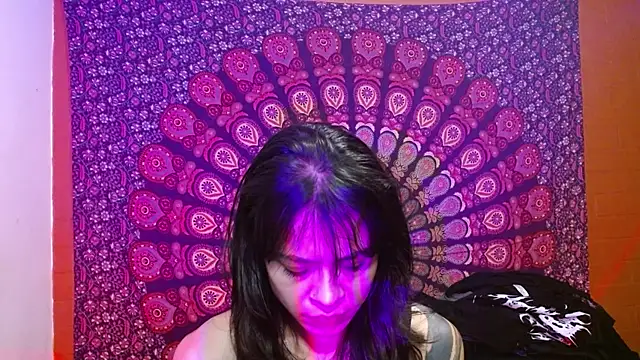 Snapshot of AbbySccott chatting on June 10, 2026, 12:12 am AbbySccott online show from June 10, 2026, 12:12 am