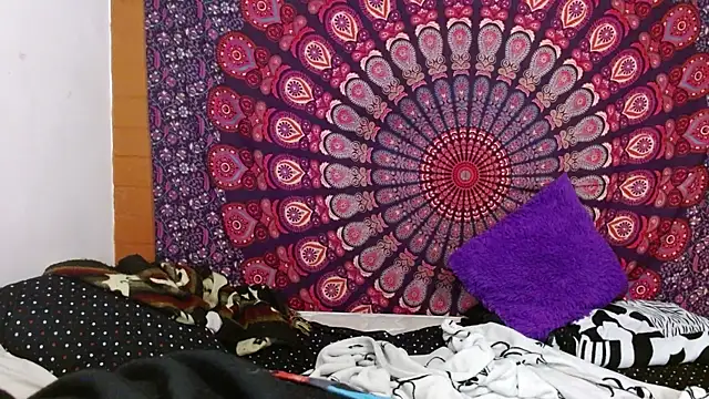 Snapshot of AbbySccott chatting on December 19, 2025, 1:13 pm AbbySccott online show from December 19, 2025, 1:13 pm