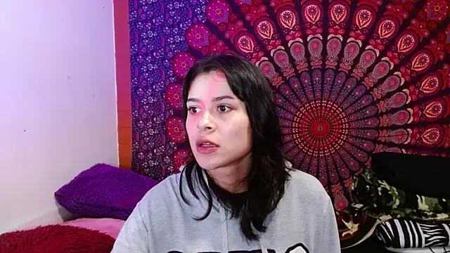 Snapshot of AbbySccott chatting on September 25, 2025, 11:44 pm AbbySccott online show from September 25, 2025, 11:44 pm