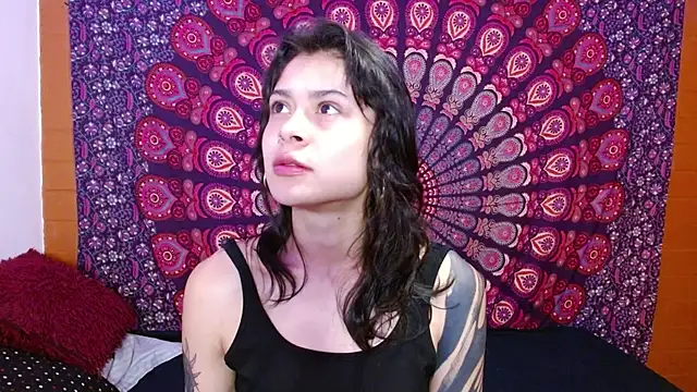 Snapshot of AbbySccott chatting on October 21, 2025, 11:04 pm AbbySccott online show from October 21, 2025, 11:04 pm