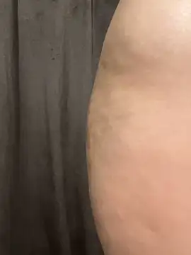 Isabellafantazy online show from March 18, 2025, 9:43 pm