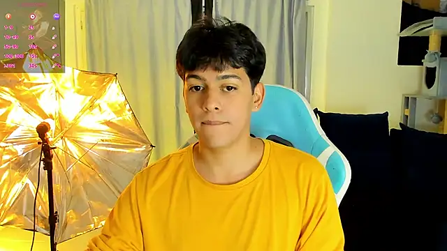 Snapshot of Franco_Rizzo_ chatting on November 30, 2025, 10:21 pm Franco Rizzo online show from November 30, 2025, 10:21 pm