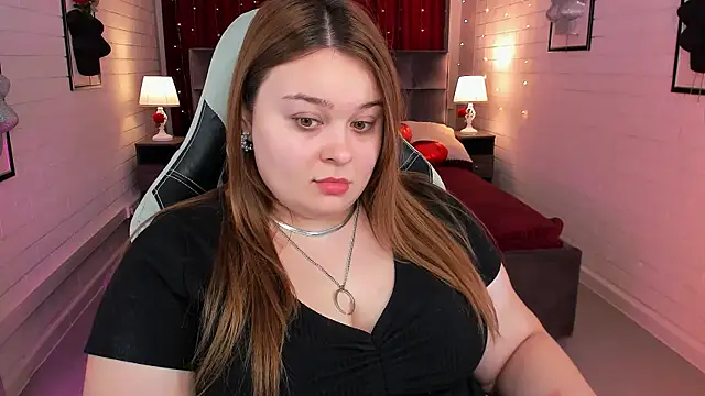 KimberlyMaran online show from February 26, 2025, 9:12 am