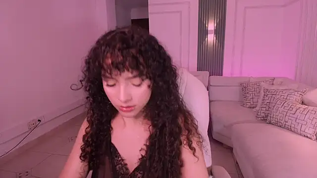 anahi curlie1 online show from April 16, 2026, 3:29 am