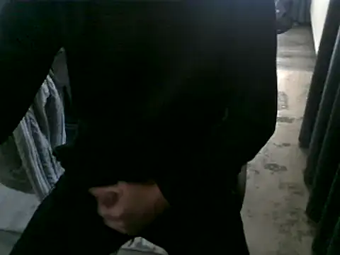 hornyman18cm39 online show from February 3, 2025, 12:14 pm