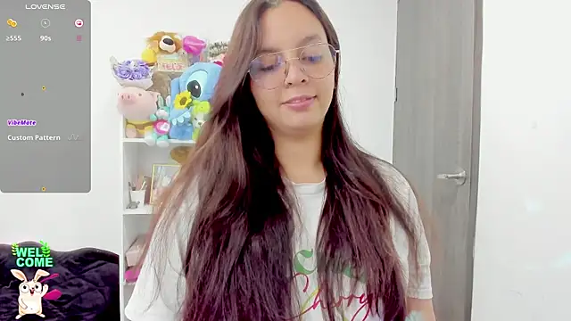 Snapshot of Valery7rose_ chatting on July 18, 2026, 2:58 pm Valery7rose online show from July 18, 2026, 2:58 pm