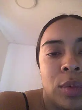 JuanaSimons online show from February 15, 2026, 9:03 pm