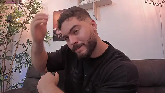 SebastianVilla  online show from November 27, 2025, 12:33 am