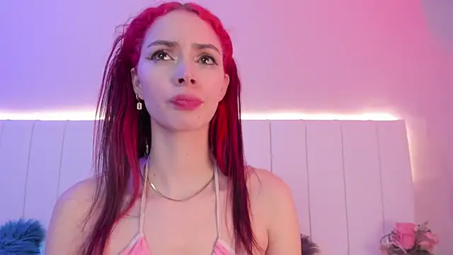 Snapshot of CAMILLEN_PETTID chatting on November 1, 2025, 10:58 pm CAMILLEN PETTID online show from November 1, 2025, 10:58 pm