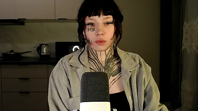 tradishka online show from February 4, 2025, 10:24 pm