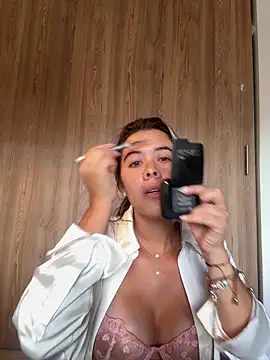 Emilia Bakerr online show from May 18, 2026, 6:12 pm
