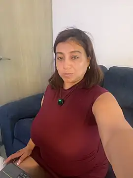 MrsFoucher online show from November 28, 2025, 1:22 pm